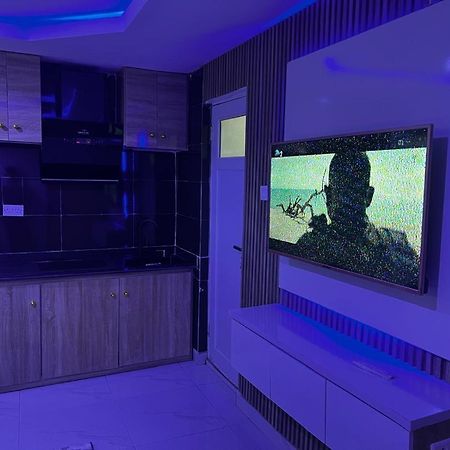 Villa Palazzo Hotel 2 Ikeja Bagian luar foto